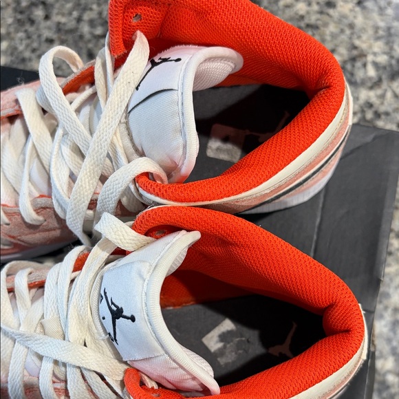 Nike Kids Sneakers - Red and Cream - Picture 5 of 16